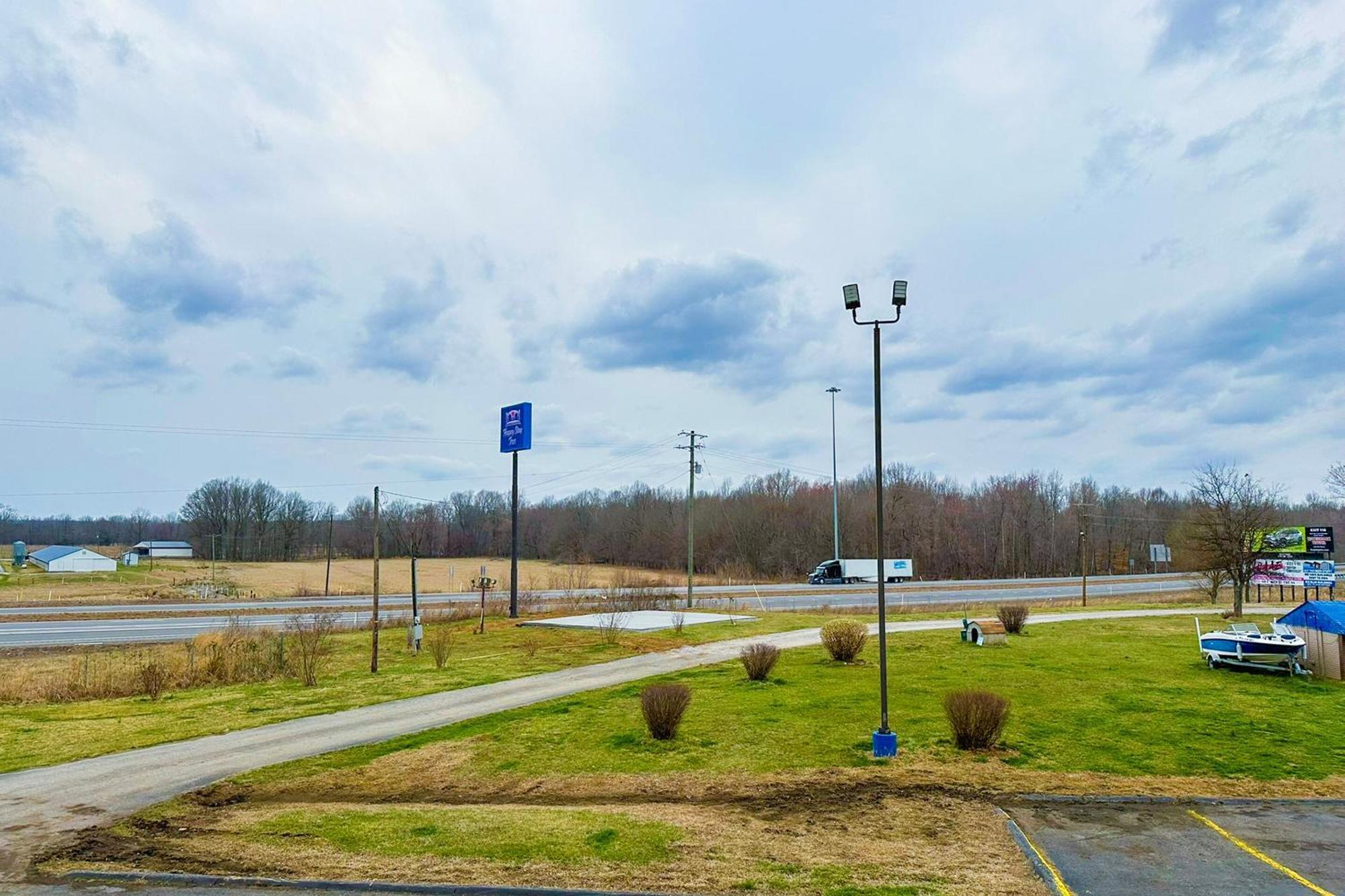 Happy Stay Inn Madisonville I-69 By Oyo Exterior foto