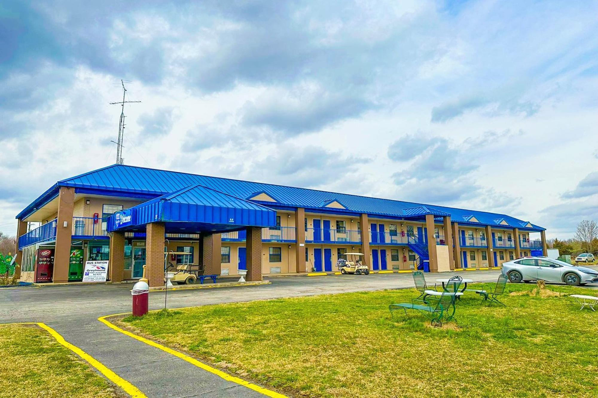 Happy Stay Inn Madisonville I-69 By Oyo Exterior foto